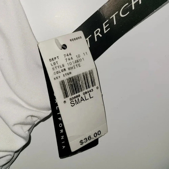 White beaded halter top nwt - Picture 2 of 4